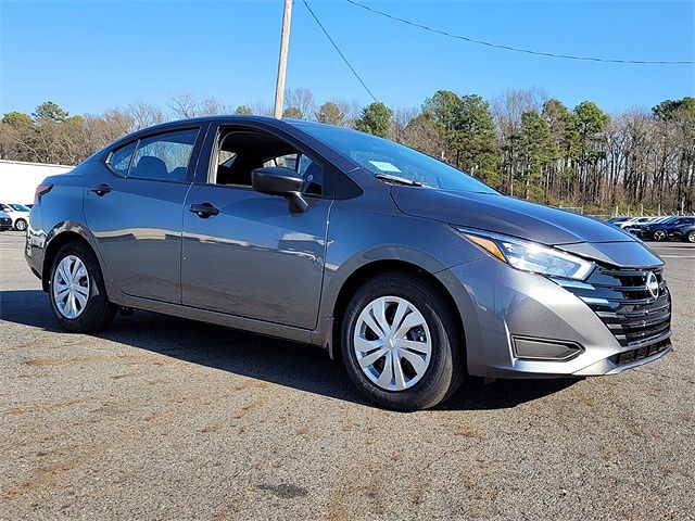 2025 Nissan Versa