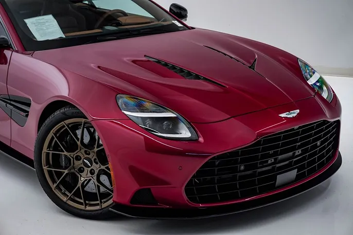 2025 Aston Martin Vanquish
