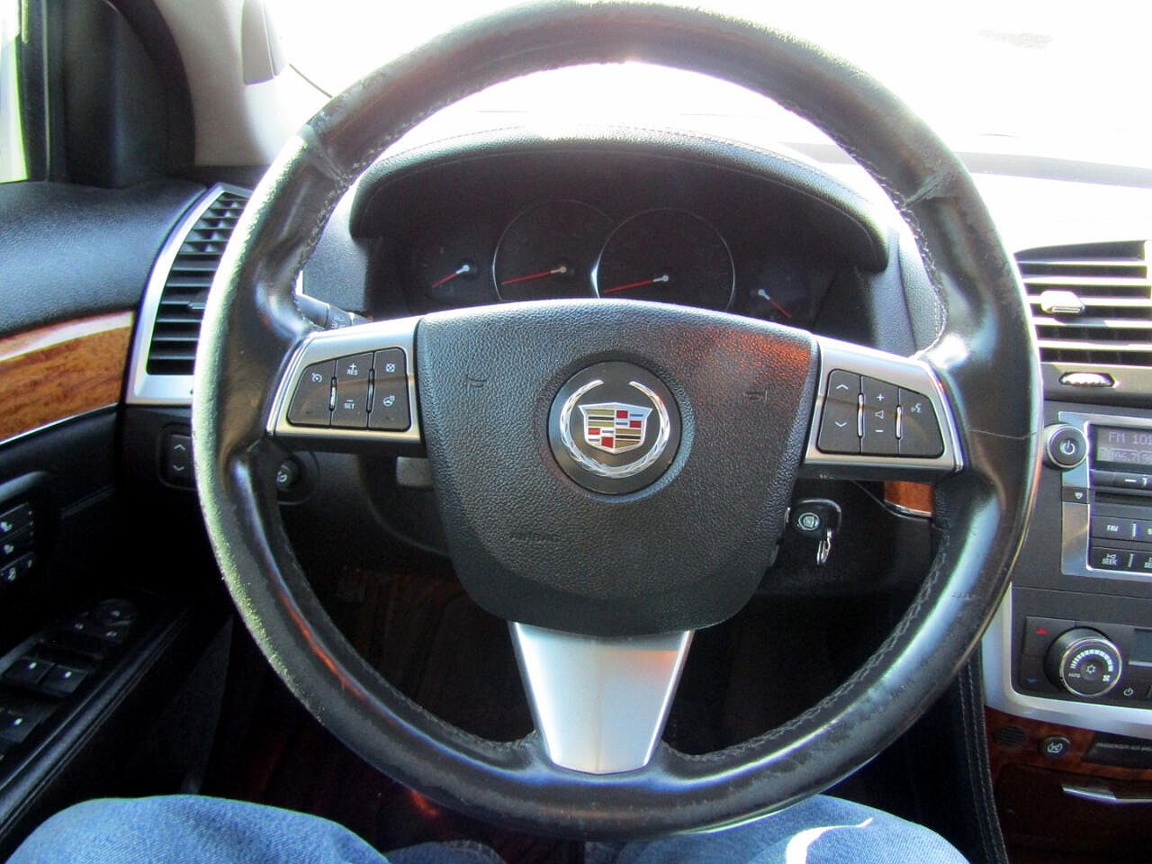 2008 Cadillac SRX null image 40