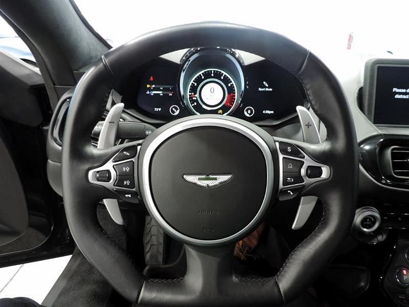 2019 Aston Martin V8 Vantage Base image 12