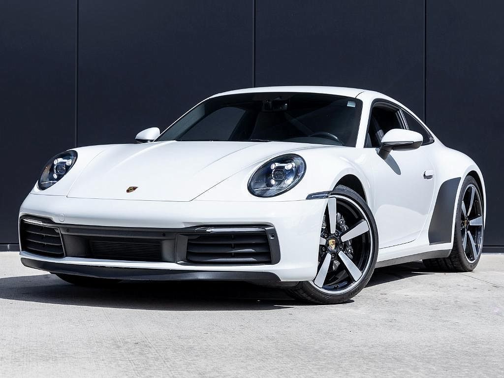 2021 Porsche 911 Carrera image 0
