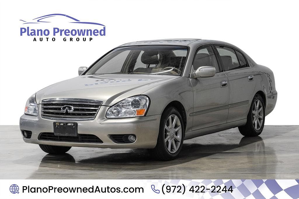 2005 Infiniti Q45 Base image 0