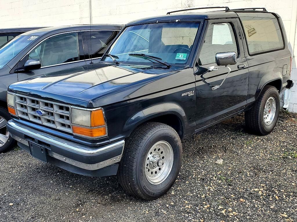 1989 Ford Bronco II null image 0