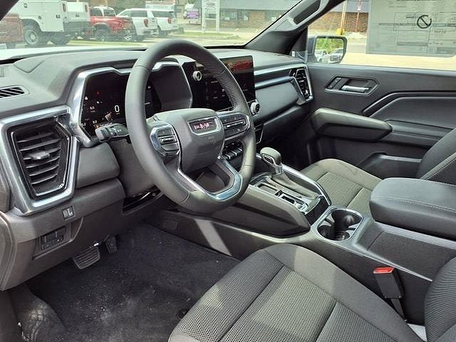2025 GMC Canyon