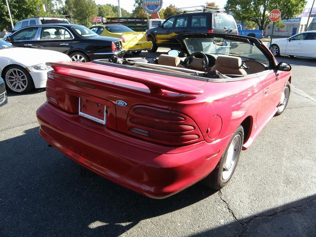 1995 Ford Mustang null image 2