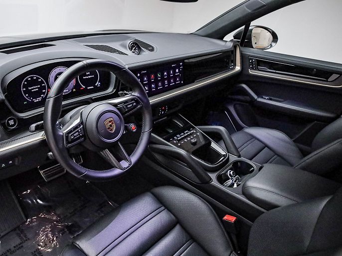 2024 Porsche Cayenne