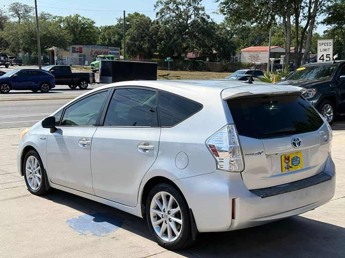 2014 Toyota Prius v