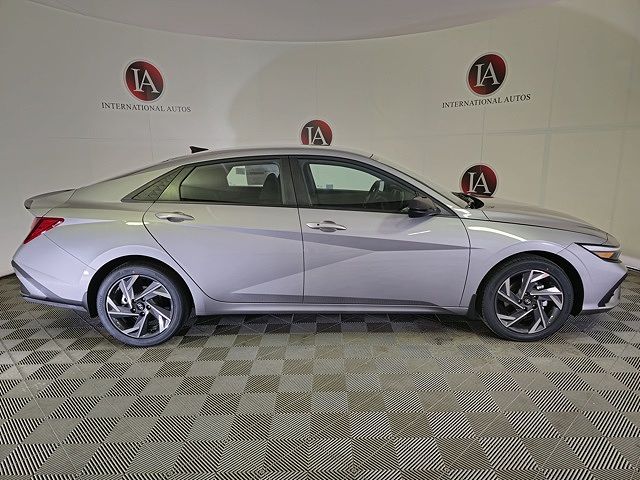 2025 Hyundai Elantra