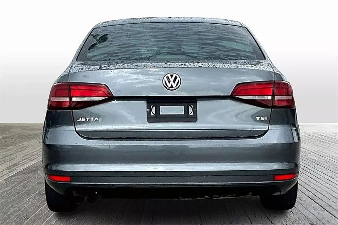 2018 Volkswagen Jetta