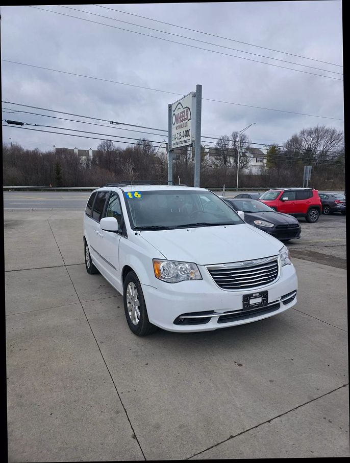 2016 Chrysler Town & Country