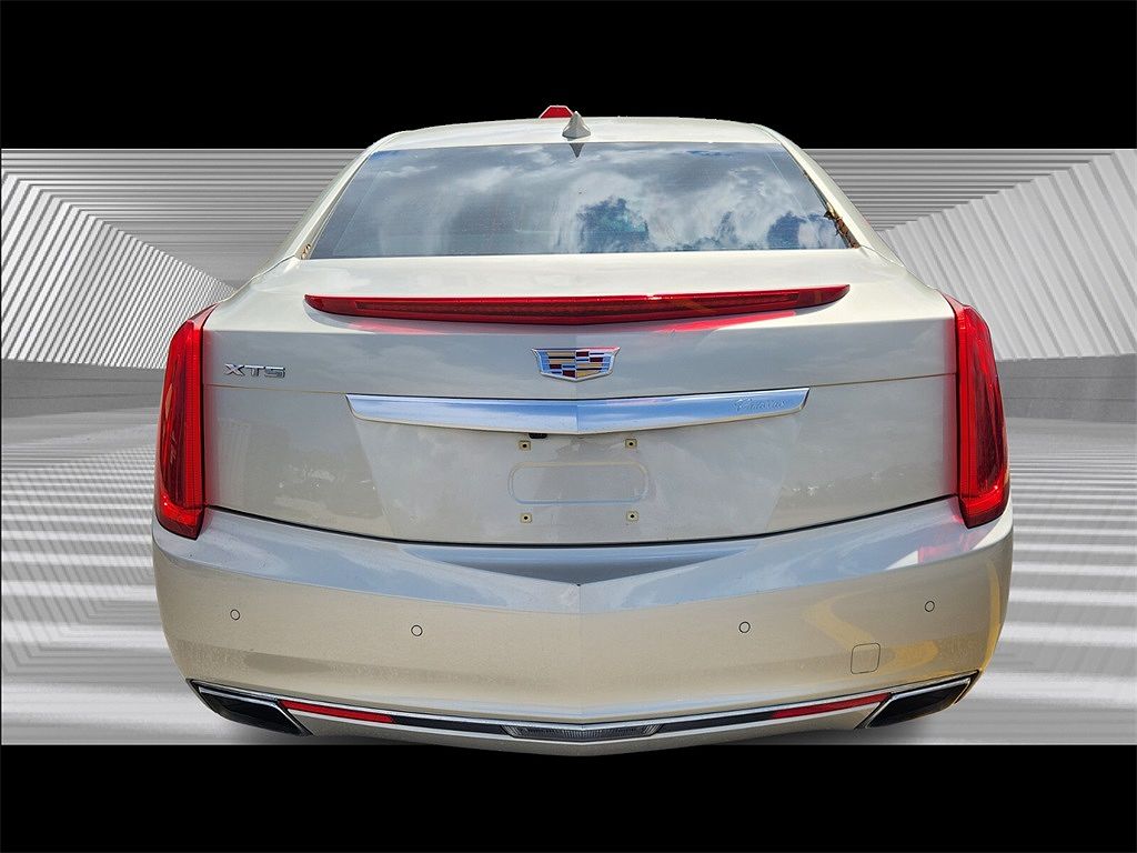 2016 Cadillac XTS Platinum image 4