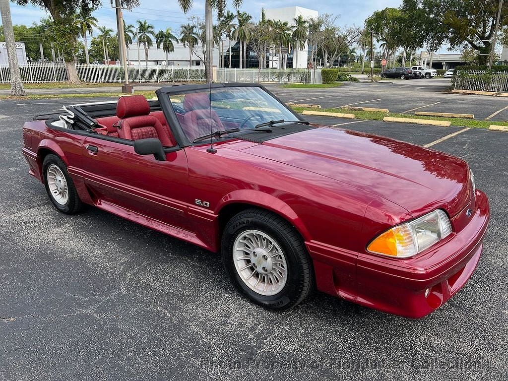 1988 Ford Mustang GT image 1