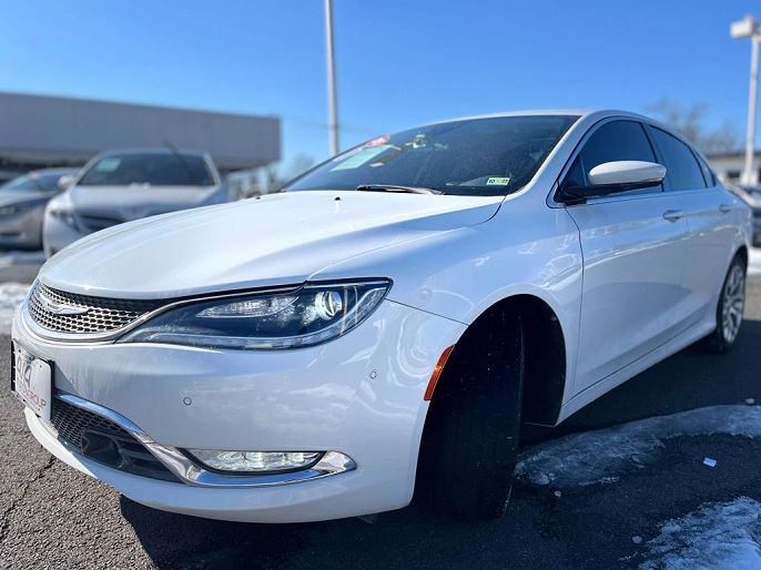 2015 Chrysler 200