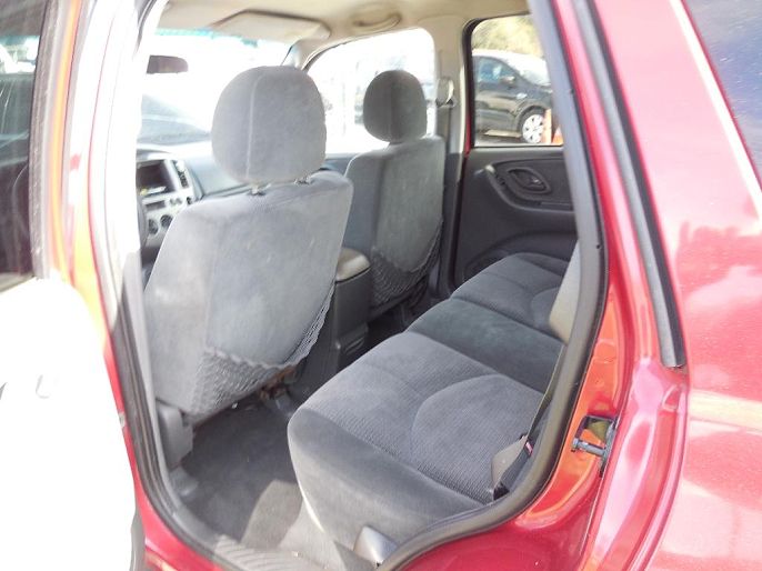 2003 Mazda Tribute