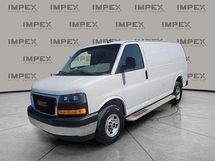 2023 GMC Savana