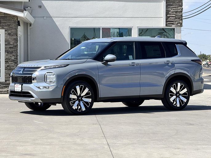 2025 Mitsubishi Outlander