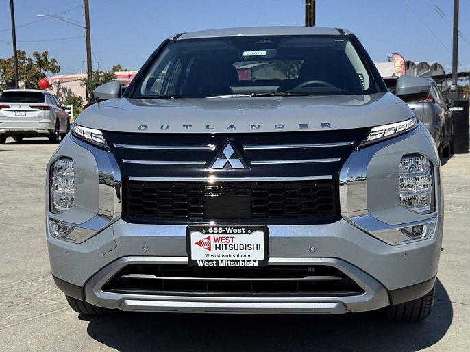 2025 Mitsubishi Outlander