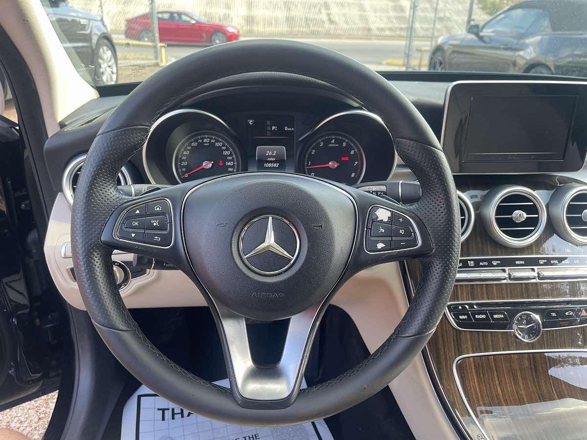 2016 Mercedes-Benz C-Class C 300 image 18