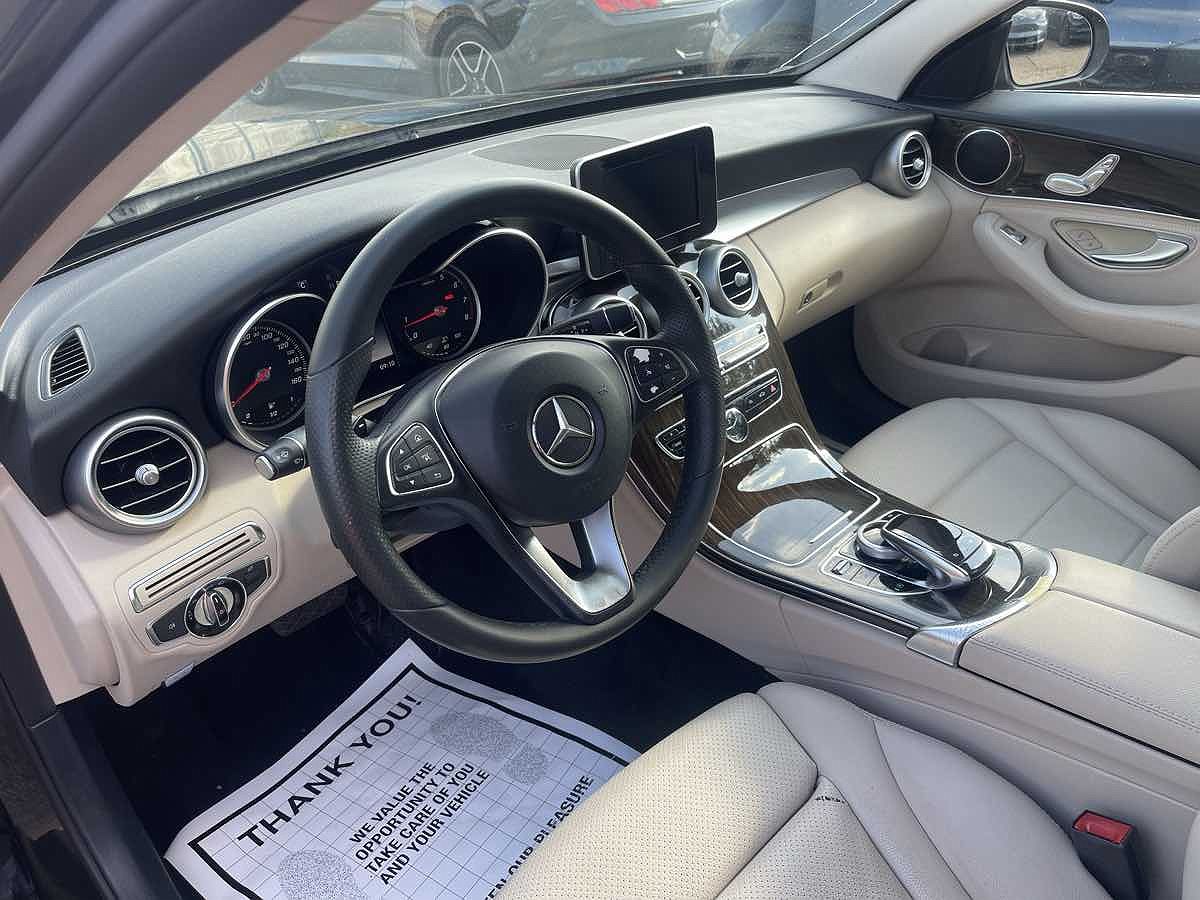 2016 Mercedes-Benz C-Class C 300 image 7