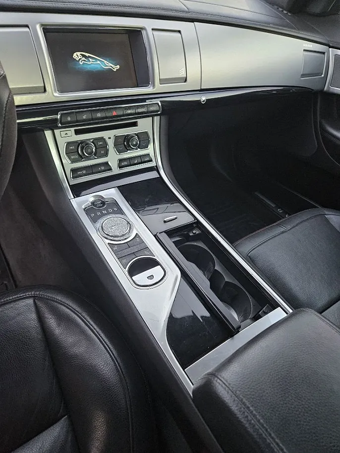 2015 Jaguar XF