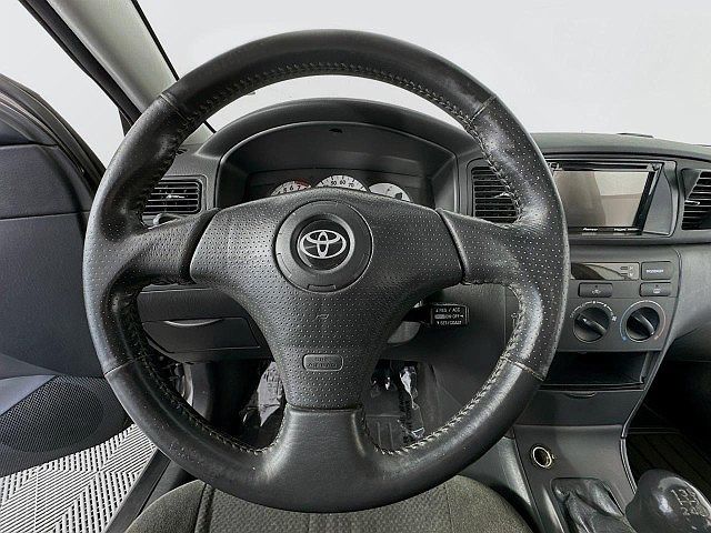 2003 Toyota Corolla S image 32