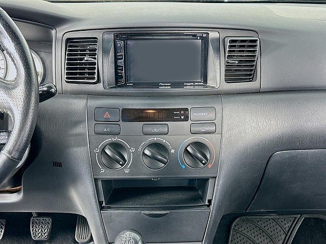 2003 Toyota Corolla S image 34