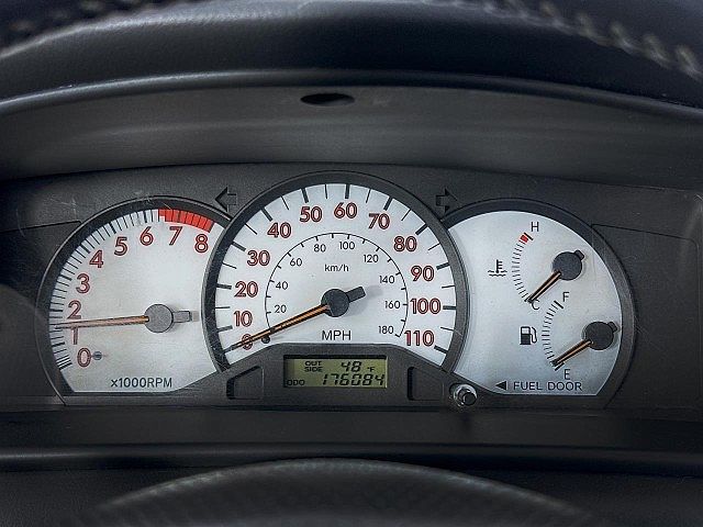 2003 Toyota Corolla S image 41