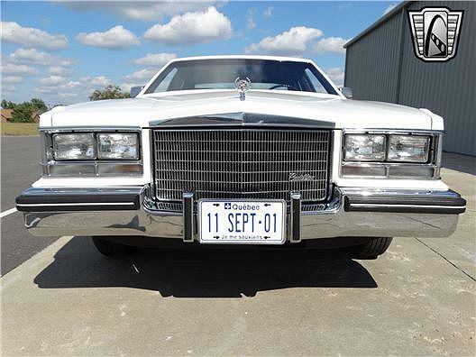 1985 Cadillac Seville null image 1