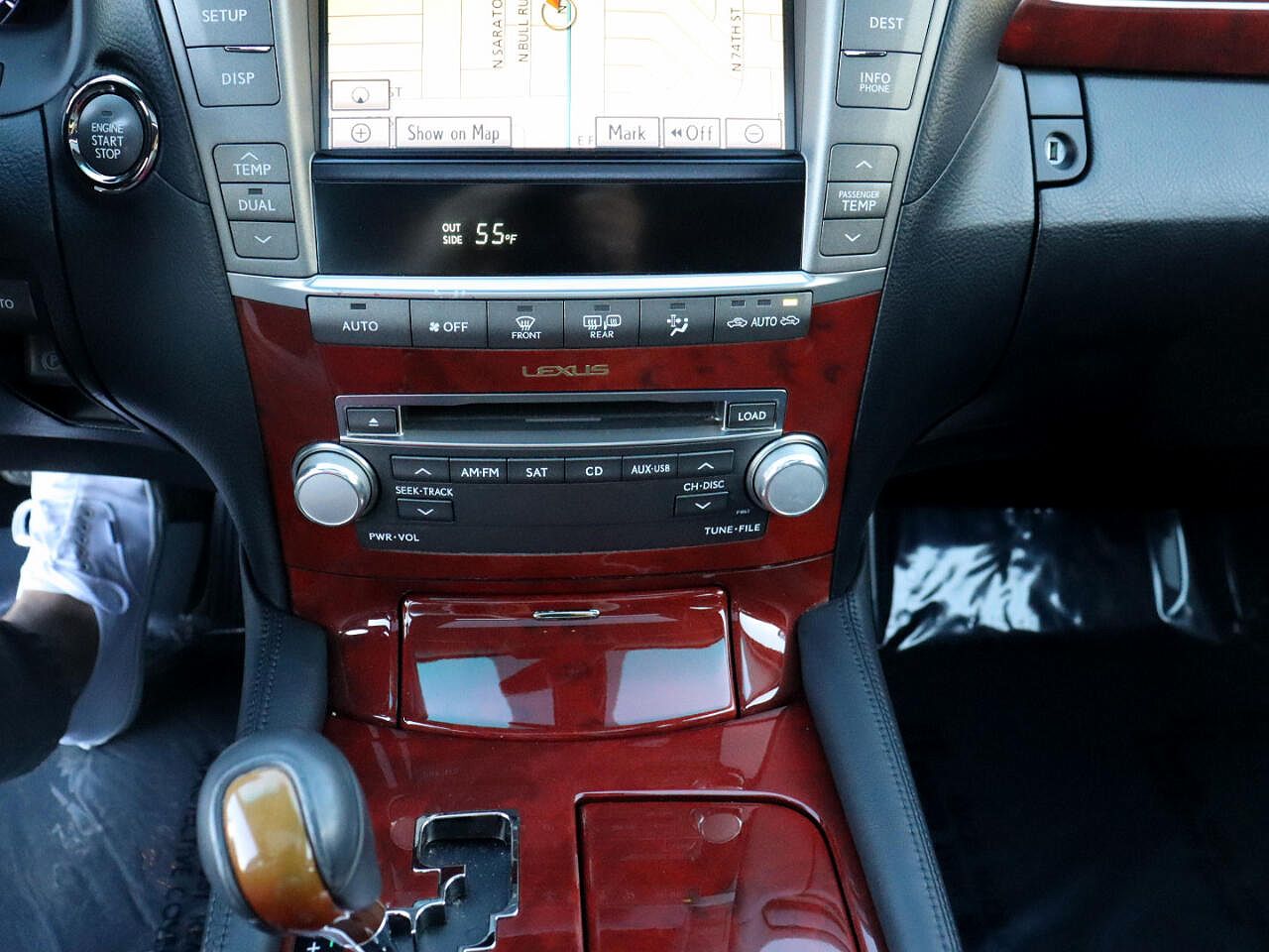 2011 Lexus LS 460 image 29