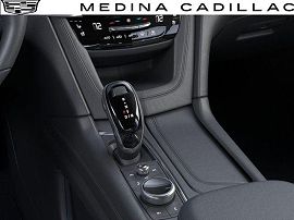 2025 Cadillac XT6