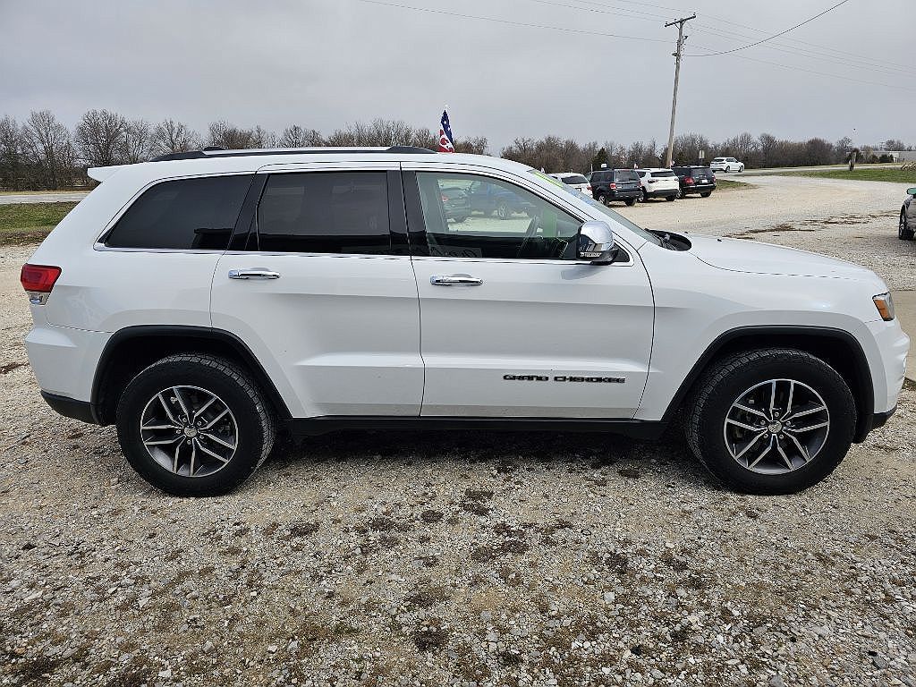 2018 Jeep Grand Cherokee Limited Edition image 4