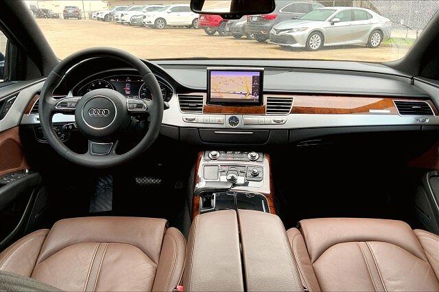 2011 Audi A8 4.2 image 13