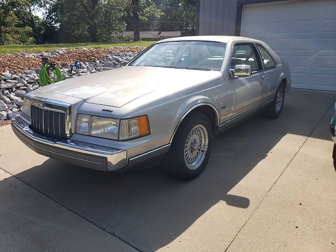 1992 Lincoln Mark Series