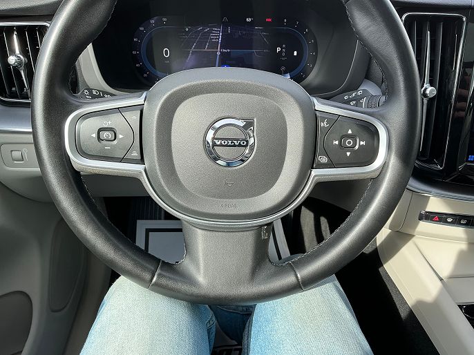 2022 Volvo XC60