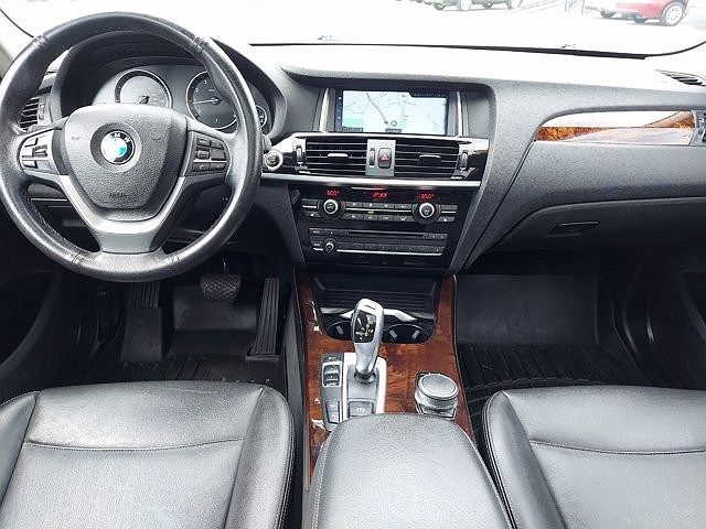 2017 BMW X3 xDrive28i image 10
