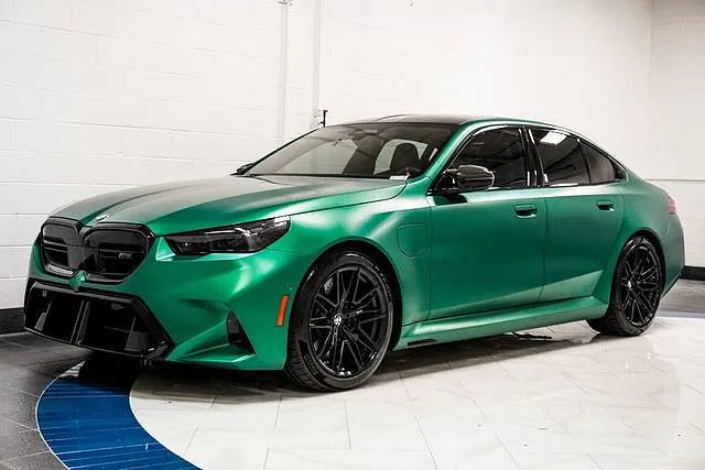 2025 BMW M5