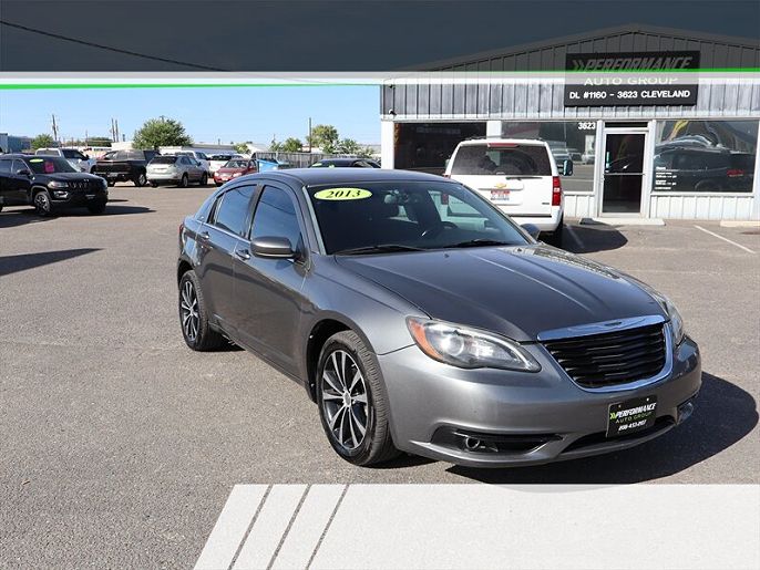 2013 Chrysler 200