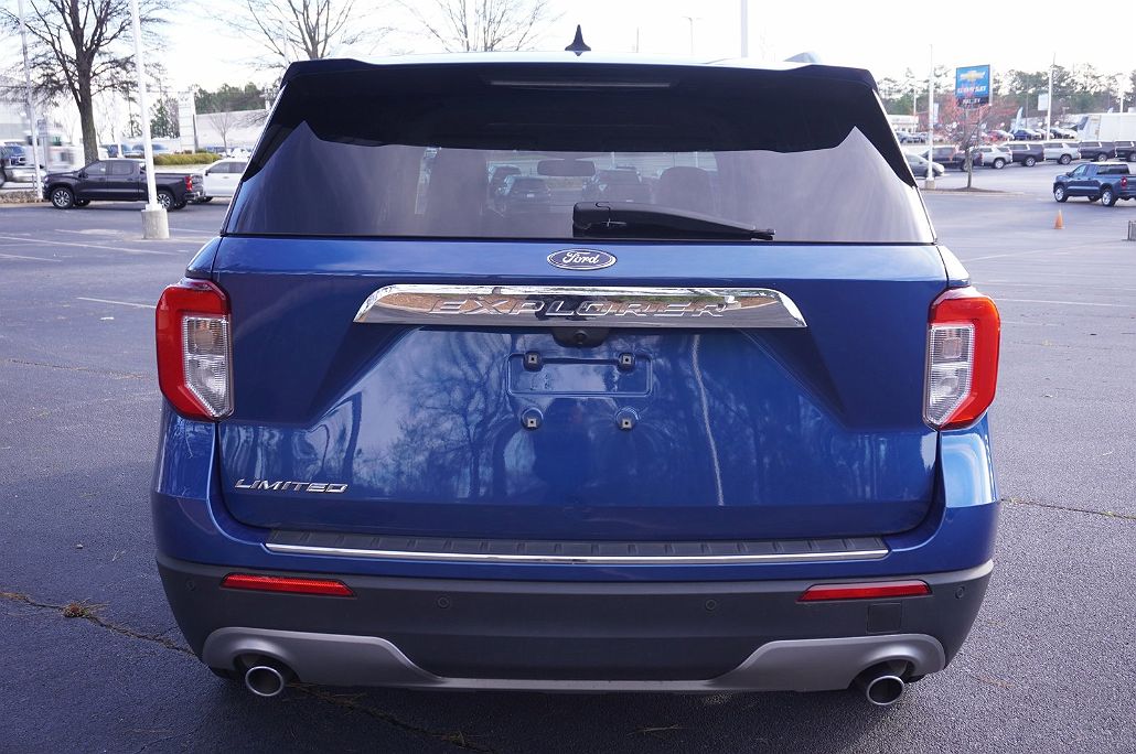 2021 Ford Explorer Limited Edition image 3