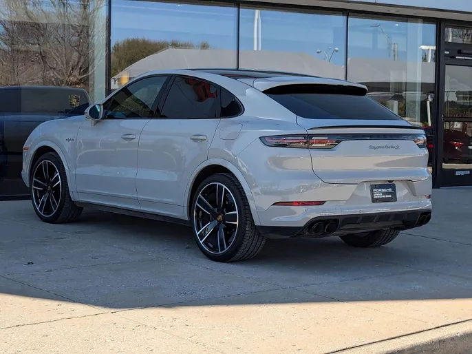 2022 Porsche Cayenne