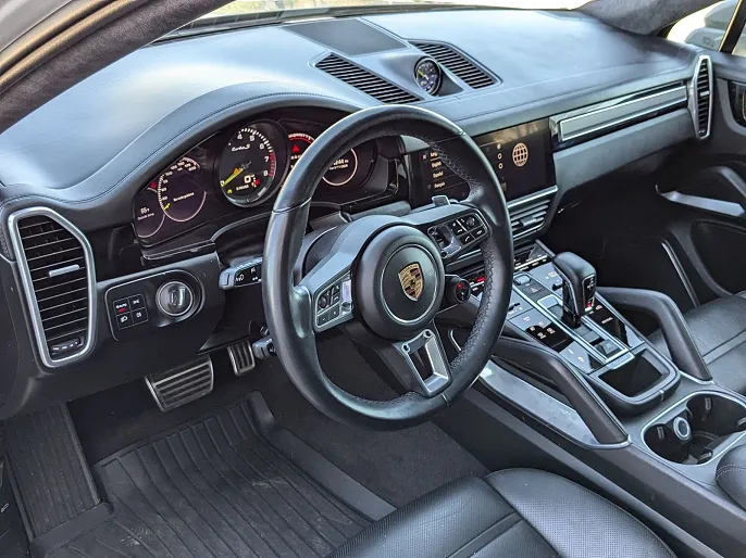 2022 Porsche Cayenne