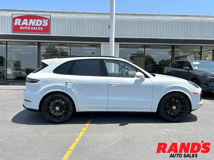 2022 Porsche Cayenne