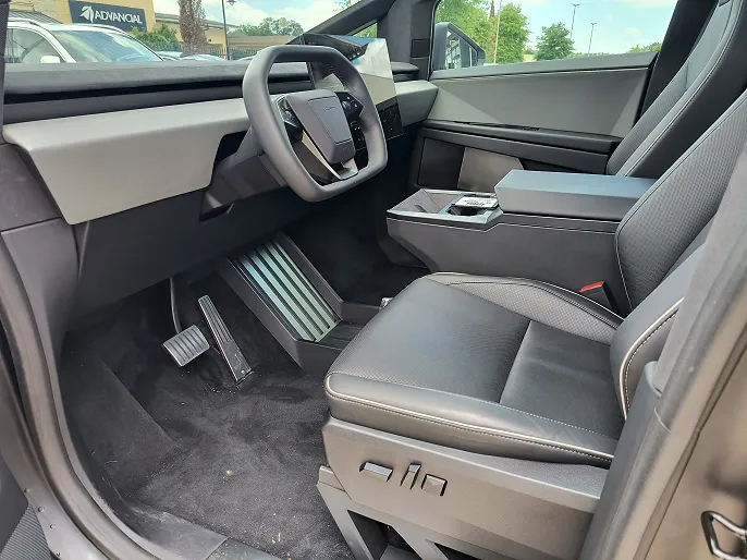 2024 Tesla Cybertruck