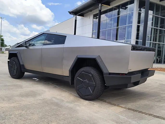 2024 Tesla Cybertruck