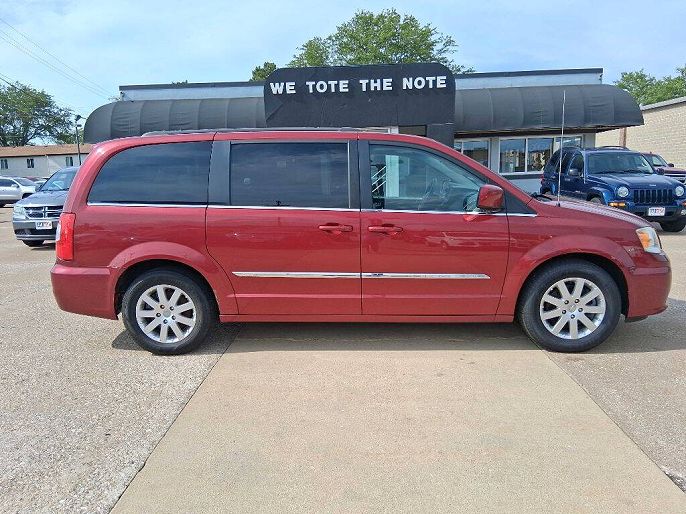 2014 Chrysler Town & Country