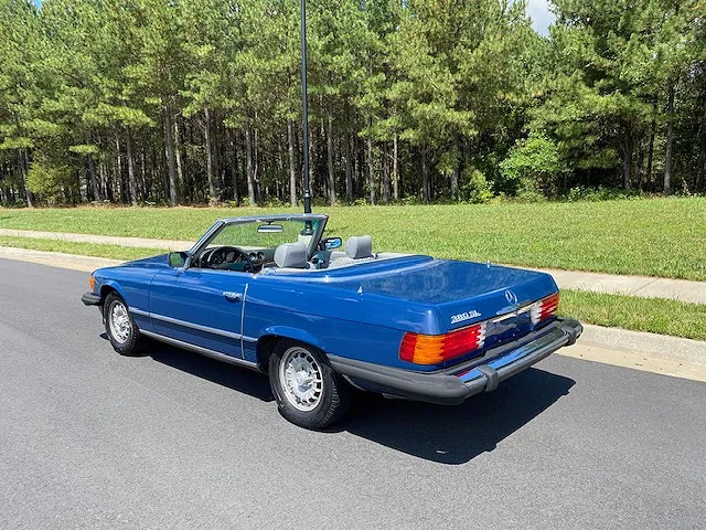 1984 Mercedes-Benz 380
