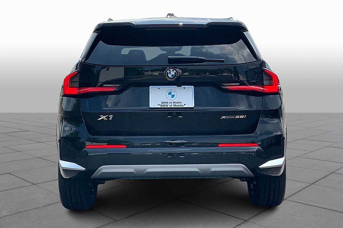 2025 BMW X1