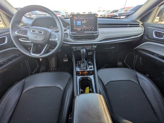 2024 Jeep Compass North Edition Latitude photo 10