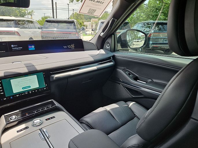 2025 Lincoln Navigator