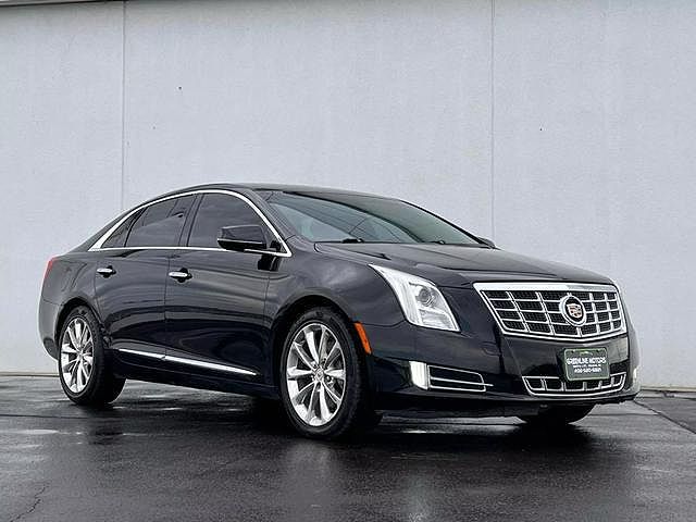 2013 Cadillac XTS Luxury image 0