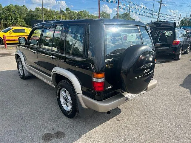 1999 Isuzu Trooper